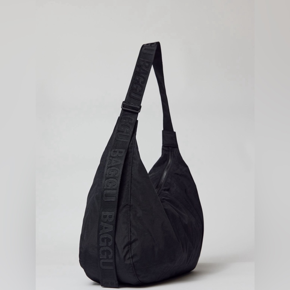 BAGGU large nylon Crescent bag